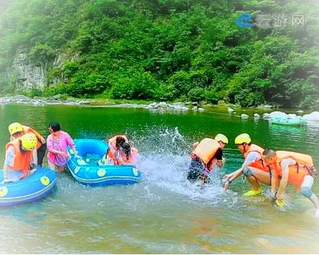 青川唐家河漂流