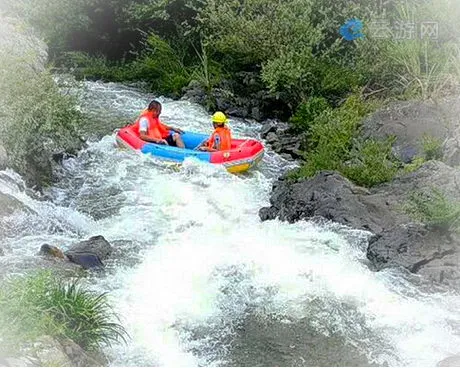 建德骑龙峡谷漂流