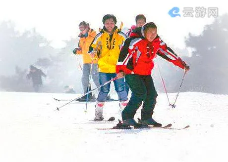 沈阳棋盘山冰雪大世界