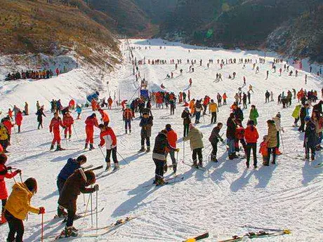 济南金象山滑雪场