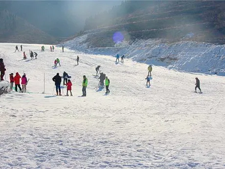 济南章丘金沙湾滑雪场