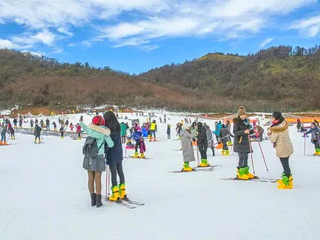 奉节茅草坝滑雪场