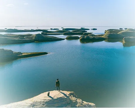 海西乌素特水上雅丹地质公园