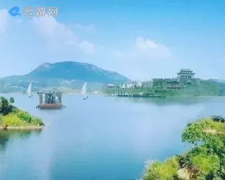 蕲春赤龙湖湿地公园