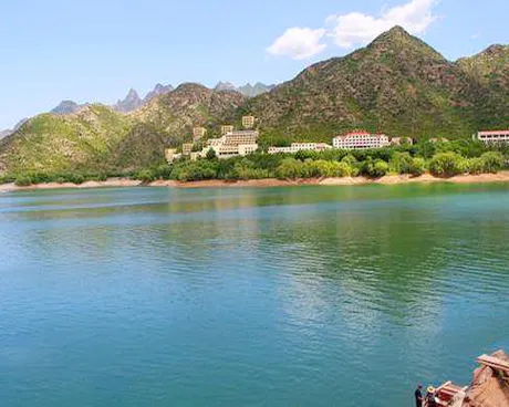 密云雾灵湖风景区