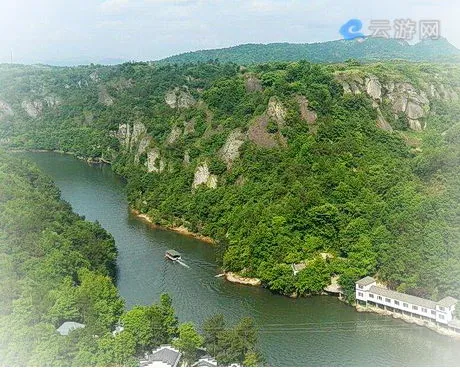 新昌天烛仙境风景区