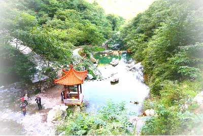 平山银河洞风景区