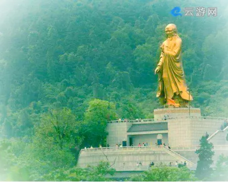 荆山黄帝铸鼎塬风景区